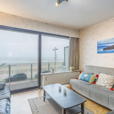 On The First Floor With Sea View Appartamento Middelkerke