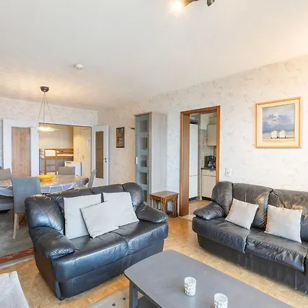 Bright With Kitchen Apartment *
